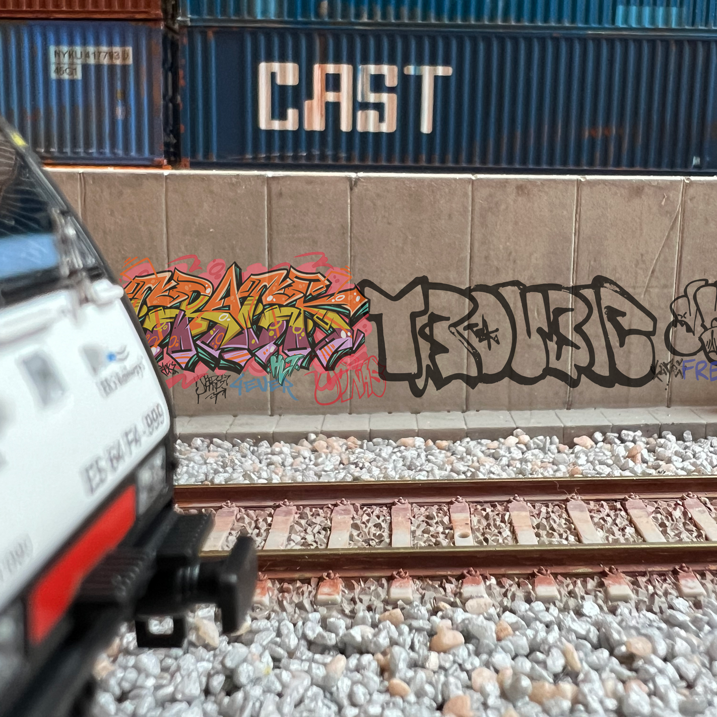 Modeltex : Retaining Wall Concrete 01 - Graffiti